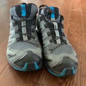 Men’s size 11.5 Salomon xapro 3d ortholite trail runners. Gray/blue. Worn once.